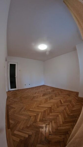 Apartament 2 camere nemobilat, zona Mihail Kogalniceanu