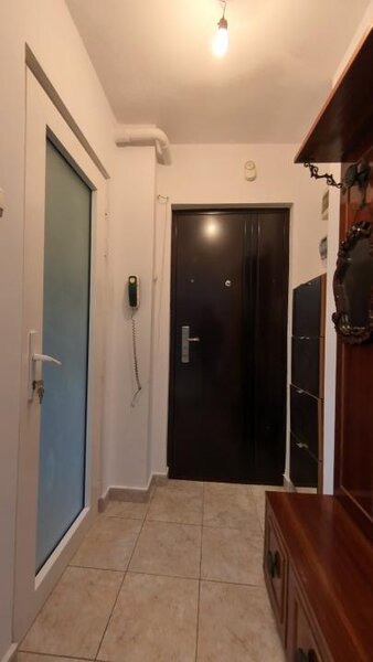 Apartament 2 camere nemobilat, zona Mihail Kogalniceanu