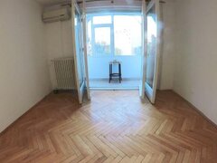 Mihail Kogalniceanu apartament 2 camere nemobilat